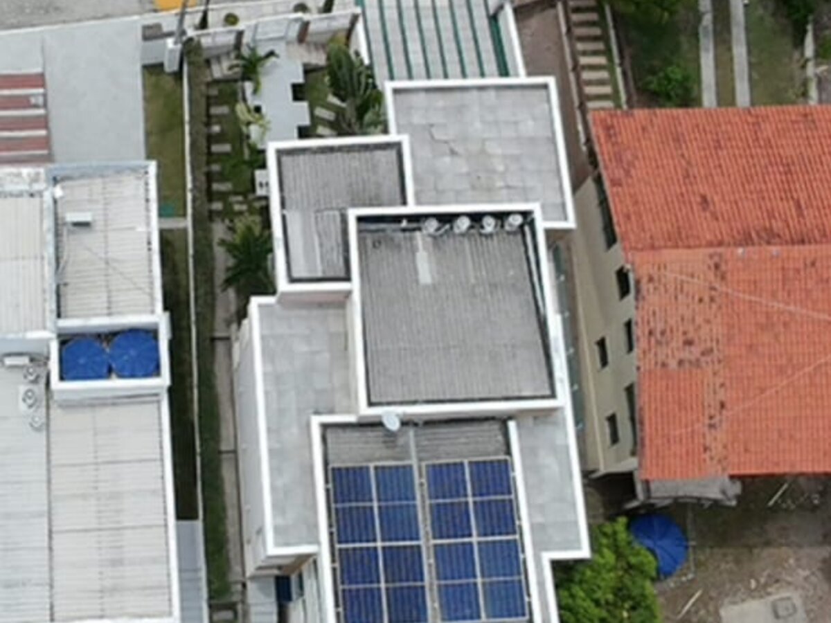 Instalação residencial compacta — drone